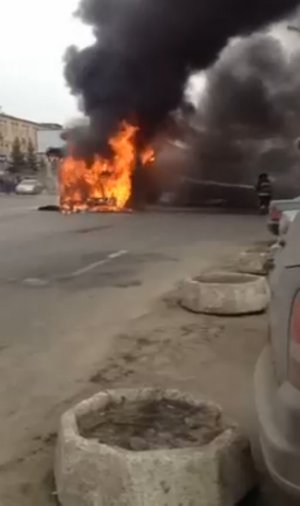 Москва. Сгорел автобус (28.03.2016 г.)
