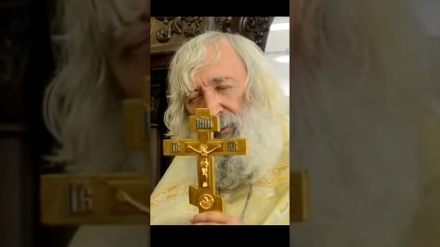 нам нужно научиться стяжать благодать Святого Духа 🙏🙏🙏