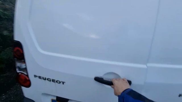 Peugeot Partner Van смотреть онлайн