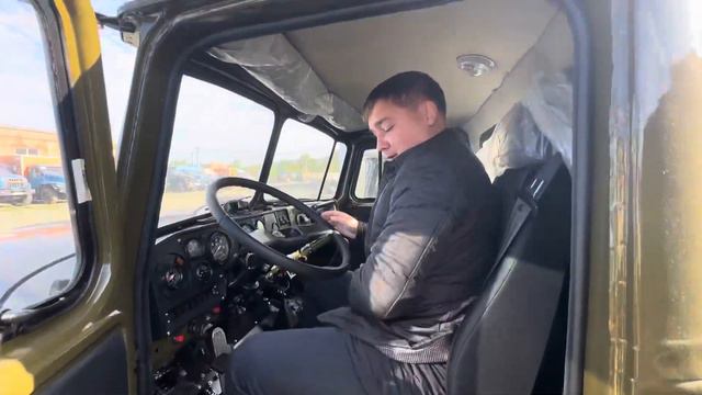 Установка комфортного сиденье на автомобиль Урал 4320,5557 смотреть онлайн