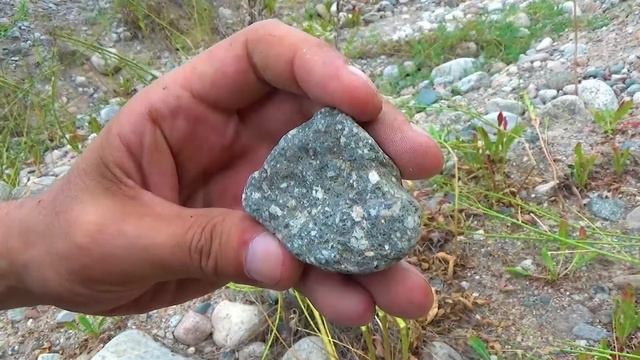 Большое количество камней 24 смотреть онлайн