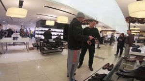 БОМЖ ЗАКУПИЛСЯ В ГУЧИ НА 300к / ПРАНК ЦУМ