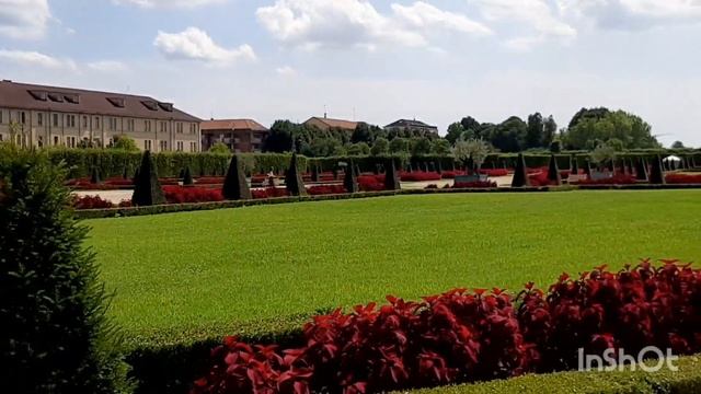 Palace Of Venaria. Reggia Di Venaria Reale. In Turin, Italy ??. 08. 08 21 Sunday #turín #giardino смотреть онлайн