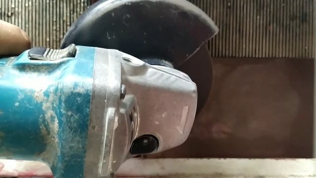 Как снять резьбовую заклёпку (резьбовую вставку) в трубопрофиле. смотреть онлайн