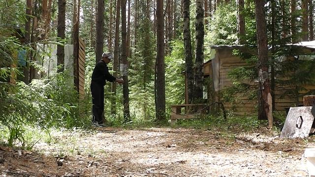 Русские ЖИВУТ В  ЛЕСУ! Russian survival. Строю ЗЕМЛЯНКУ. Дом  под землёй.