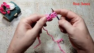 Вяжем шапку и снуд спицами с очень красивым узором.