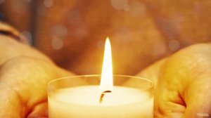 Муж увидел, как жена подмешивает что-то ему в чай, поменяв кружки он остолбенел что с ней произошло