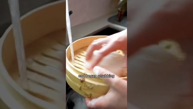 How To Use Scrub Daddy To Clean Your Soup Dumpling Bamboo Steamer - MìLà