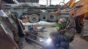 Как поменять втулки ремонт стрелы jcb 3cx super.и быстросьема