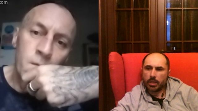 Чат-рулетка с очередным артистом оригинального жанра.