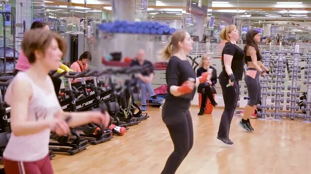 25 марта - мастер-класс по женскому боксу в Gold's Fitness ТРК Индиго смотреть онлайн