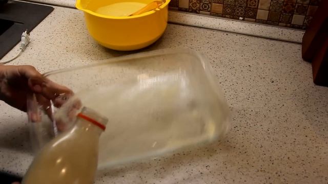 Пирог с ревенем и клубникой