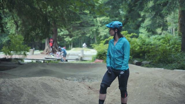 How to Skip Through a Rock Garden || MTB: Practice Like a Pro #1 смотреть онлайн