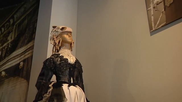 Турнюры и кринолины смотреть онлайн