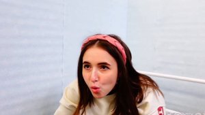 Как пронести ЕДУ в БОЛЬНИЦУ? Веселые трюки с едой)