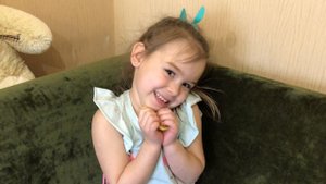 София Опять хочет быть МАЛЕНЬКОЙ