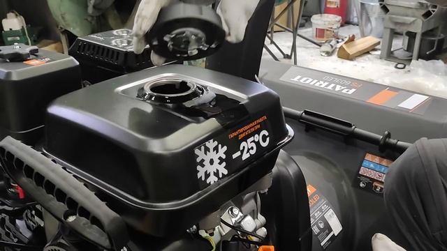 Cнегоуборщик Patriot PS 603 Led cборка и обзор. Гусеничный протектор?!