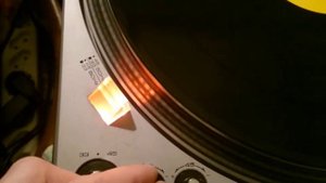 Technics SL-1700 проигрыватель винила полуавтомат