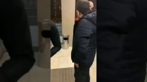 ЧЕЧЕНСКИЙ ОХРАННИКИ МОЛОДЦЫ