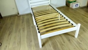 Кровать односпальная с ортопедическим основанием из массива сосны, цвет белый