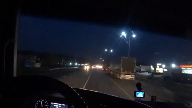 Меняю фару и противотуманку на Мерседесе/выезжаю в сторону дома смотреть онлайн