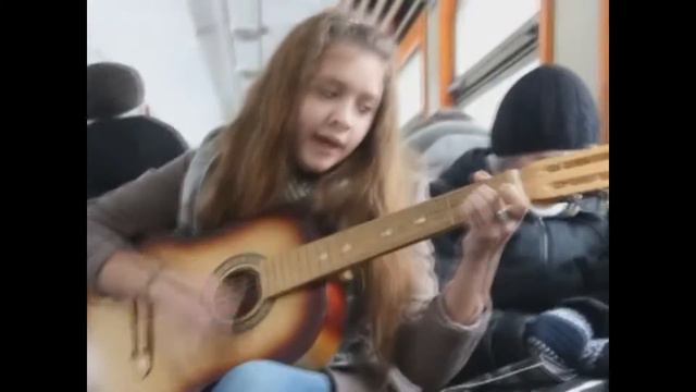 ✔ подборка - девушки поют "под гитару" / часть 2 смотреть онлайн