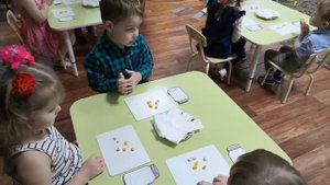 Занятие во второй младшей группе по художественно-эстетическому развитию "Витамины для Айболита"