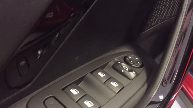 Peugeot 2008 GT-Line смотреть онлайн