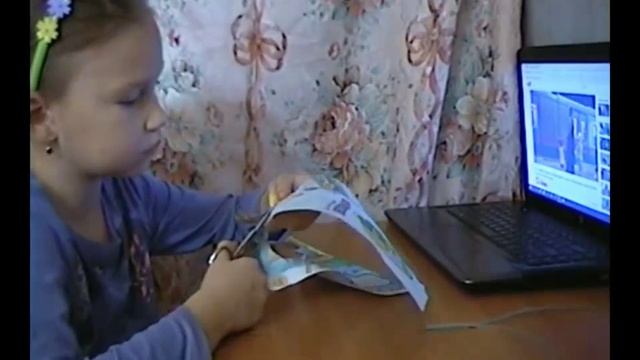 Вырезалка: "Занят любимым делом". смотреть онлайн