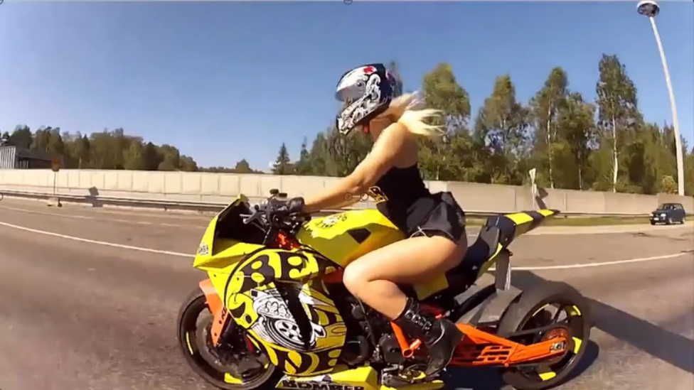 KTM rc8 girl