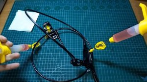 How to bleed the brake ZTTO M840 _ Прокачка тормозов ZTTO M840.mp4