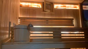 Угловая банька в современном стиле