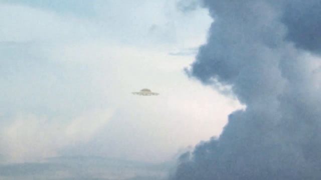 Кадры из порта В Швеции, две недели назад. смотреть онлайн