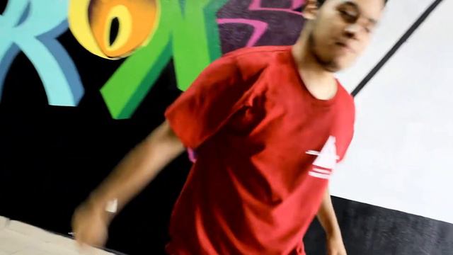 COREOGRAFIA/CONTRA LA PARED-J BALVIN /ADRIAN MARIN