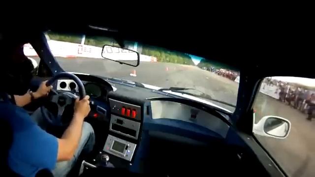 Skyline сделал самый быстрый автомобиль в мире - Buggati Veyron