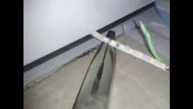 Ремонт светодиодной подсветки ступеней (ул.Красицкого). Электромонтаж Киев. Оловян Олег