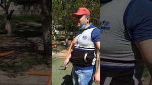 Жим лёжа в тренажёре на улице