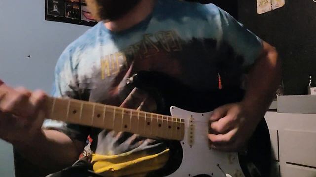 1989 Squier Strat with Tex Mex Loaded Pickguard смотреть онлайн