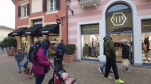 Обзор главного аутлета Европы, Италии и Милана - Serravalle McArthurGlen Outlets (Серравалле).