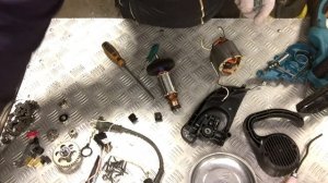 Обслуживание электропилы Makita UC3520A