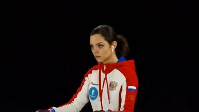 Хотелось подарить праздник, но что то пошло не так! Женя Медведева о своем выступлении смотреть онлайн