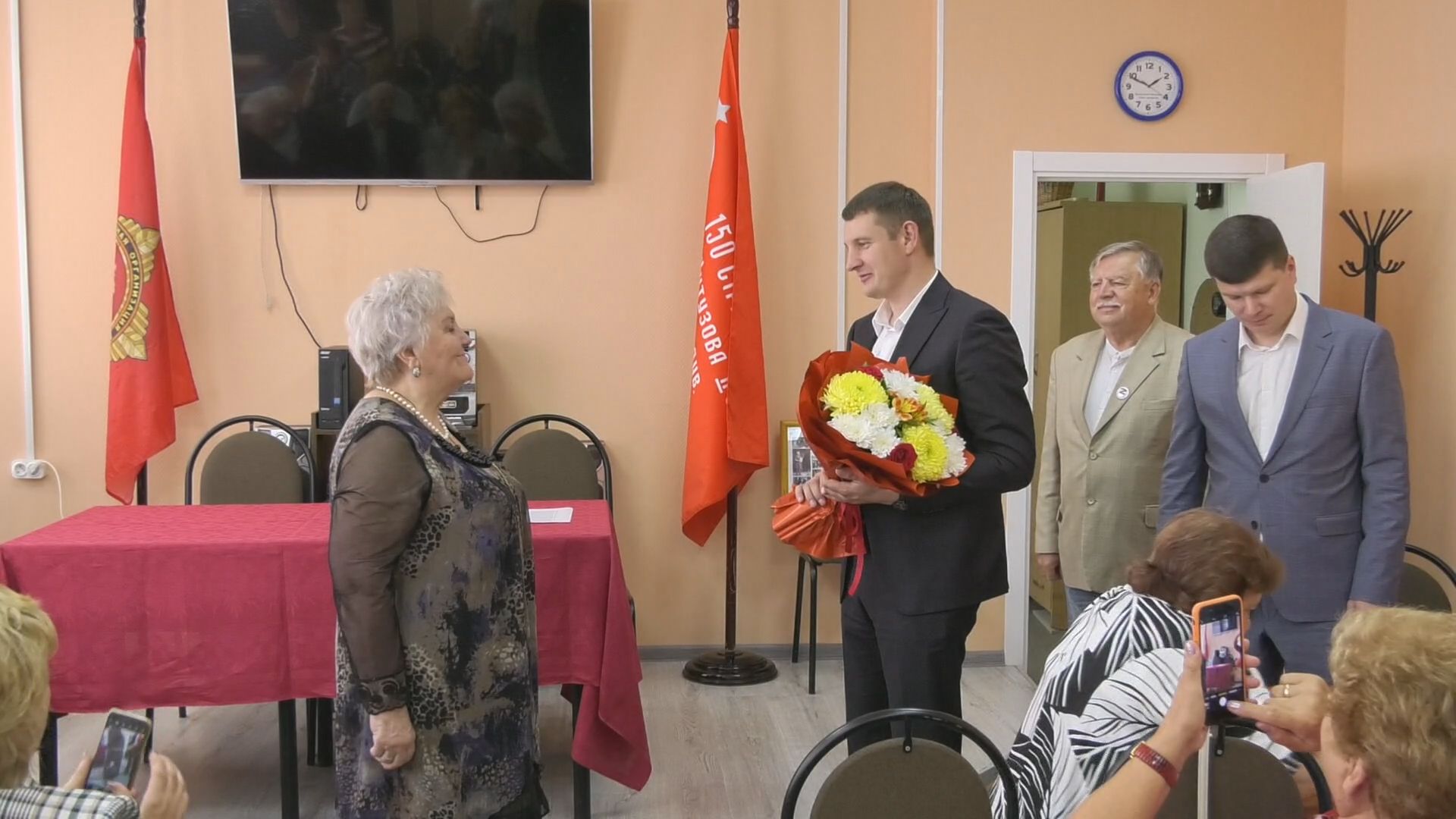 Денис Семенов провел встречу с Советом ветеранов