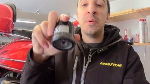 How To Change Oil & Filter Vespa Primavera / Sprint