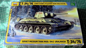 Сборная модель танка Т -34-76  УЗТМ Звезда.MP4
