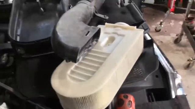 Merceds E220 diesel 2.2 starter motor replacement смотреть онлайн