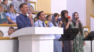Иисуса имя сладко мне / Песня