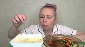МУКБАН ЛАПША ДОШИРАК,САЛАТ ОВОЩНОЙ/ MUKBANG ДОШИРАК / NOODLES / DOSHIRAK /// не АСМР/