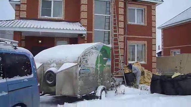 Утепление потолка зимой в частном доме (вид снаружи дома) смотреть онлайн