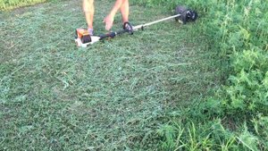 STIHL BF-KM MINI CULTIVATOR ATTACHMENT WITH 131R Kombi Motor