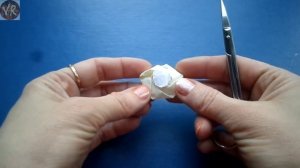 Розы для декора из скотча. Мастер класс